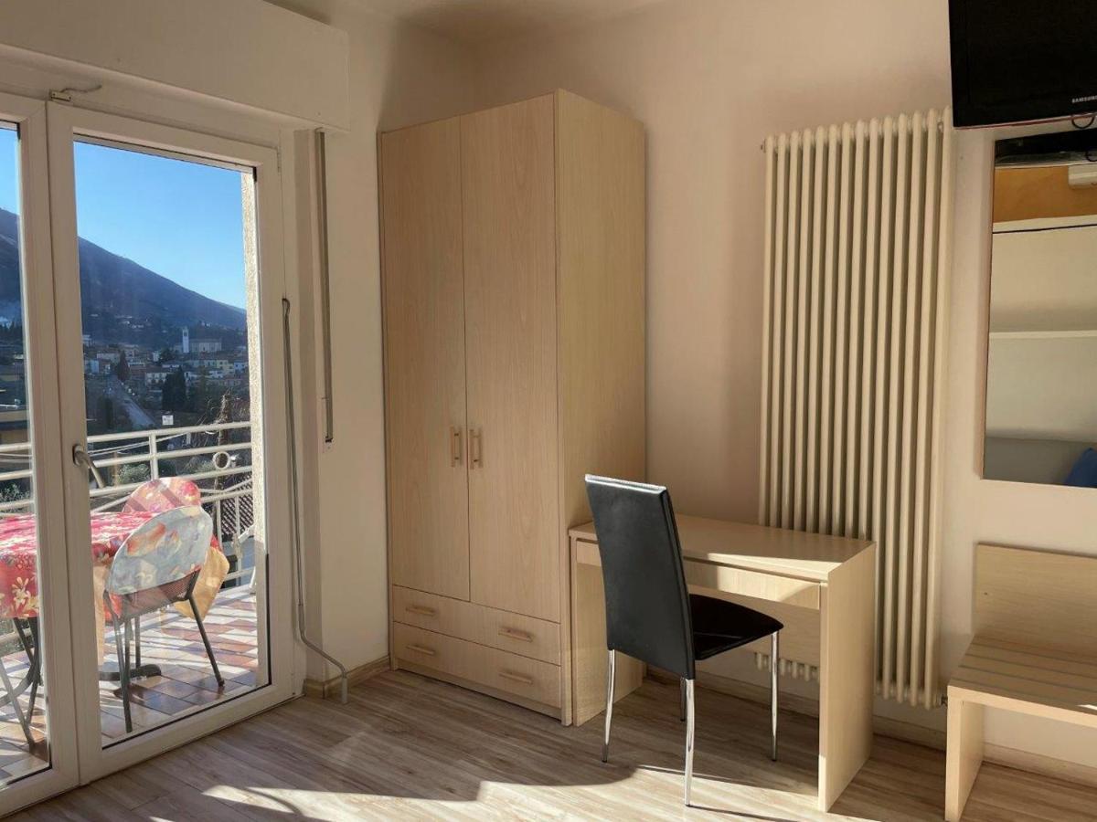 Appartamenti Villa Eden Malcesine Exterior foto